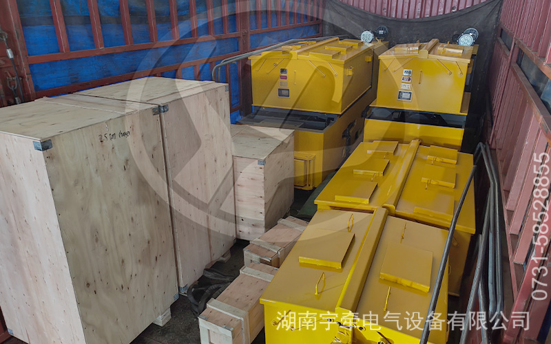 礦用蓄電池電機車出口海外 3.jpg