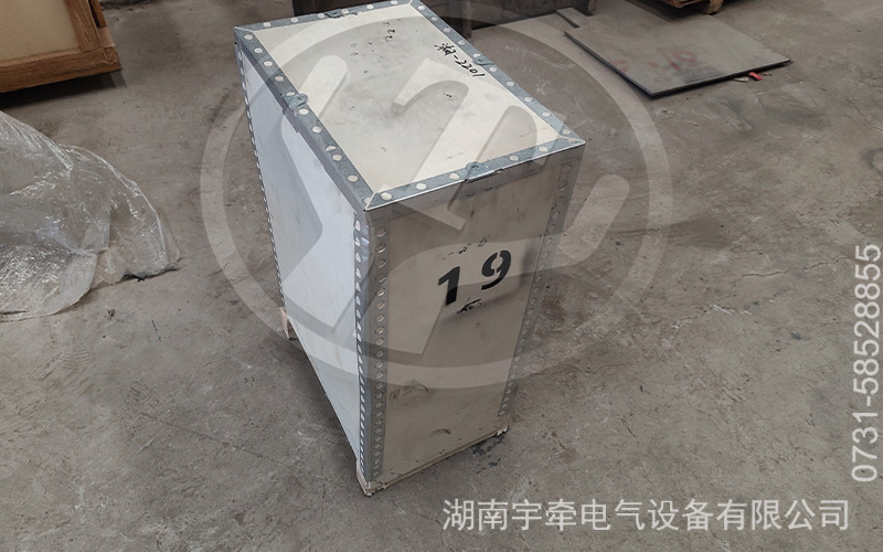 礦用電機車配件出口海外 1.jpg